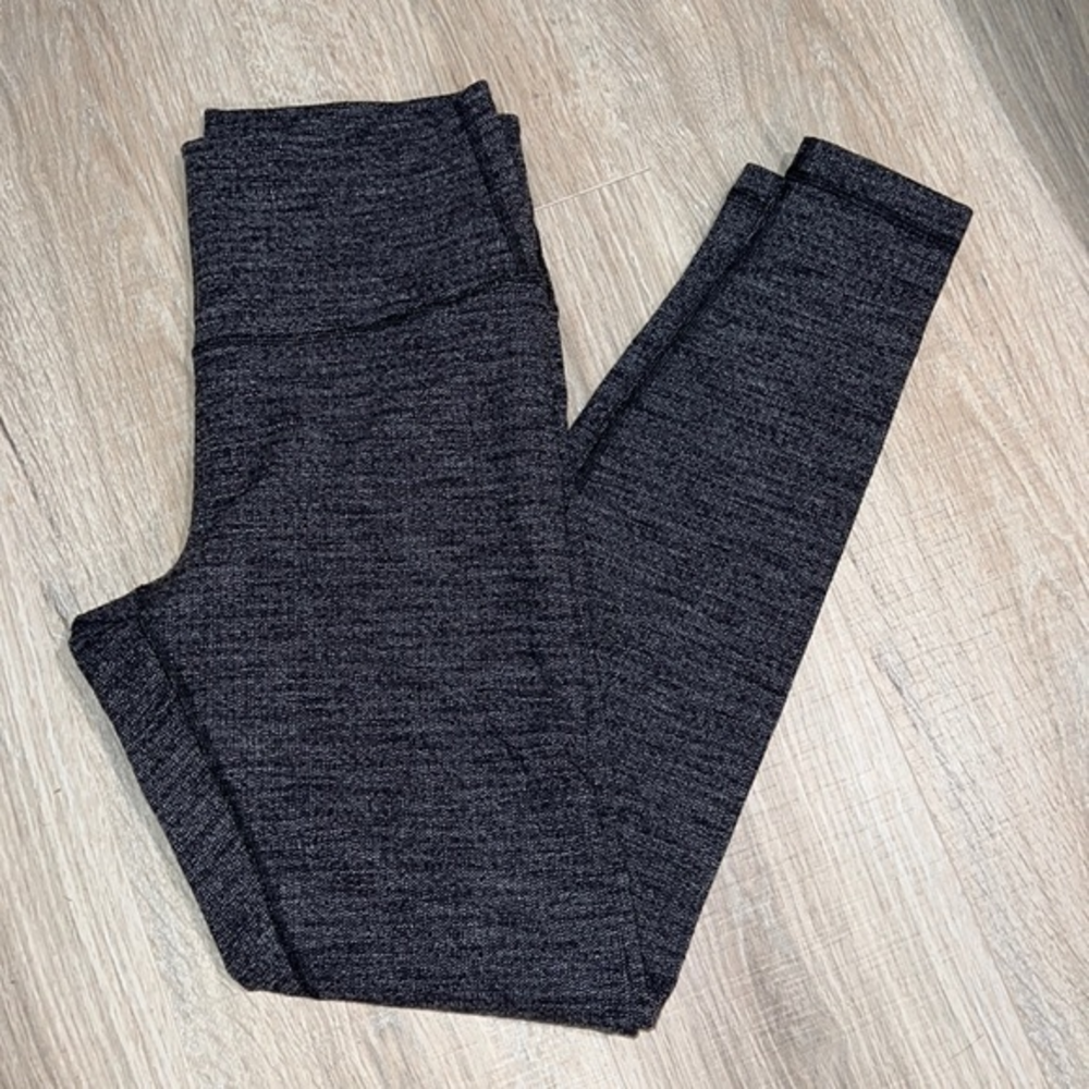 Lululemon Variegated black heathered wunder under leggings